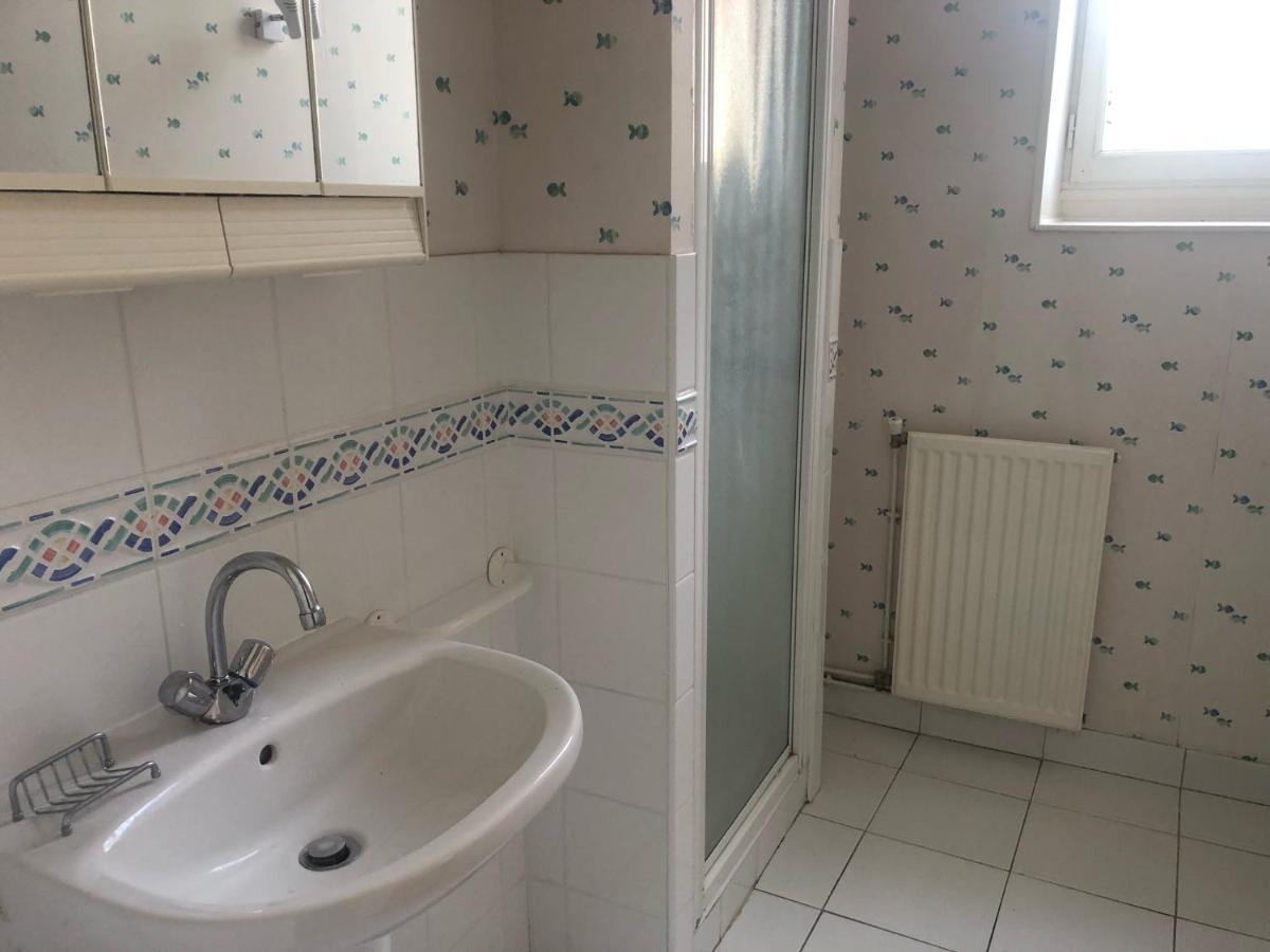 Gite -Belle Maison Dans Une Ancienne Ecole-Tarif Reduit Hors We ! Chanzeaux 外观 照片
